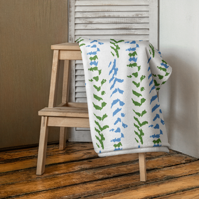 Towel - Cloud Pattern Sea Blue & Green - Image 2